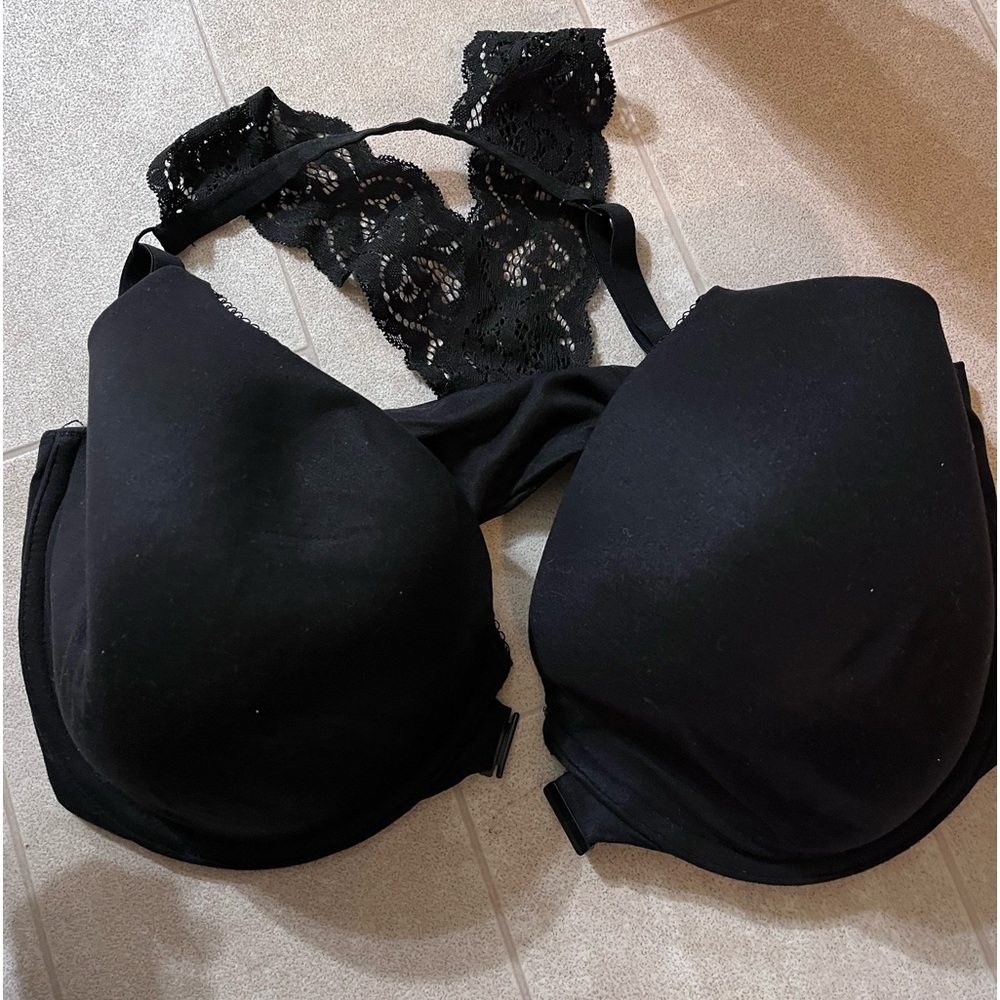 Black VS bra